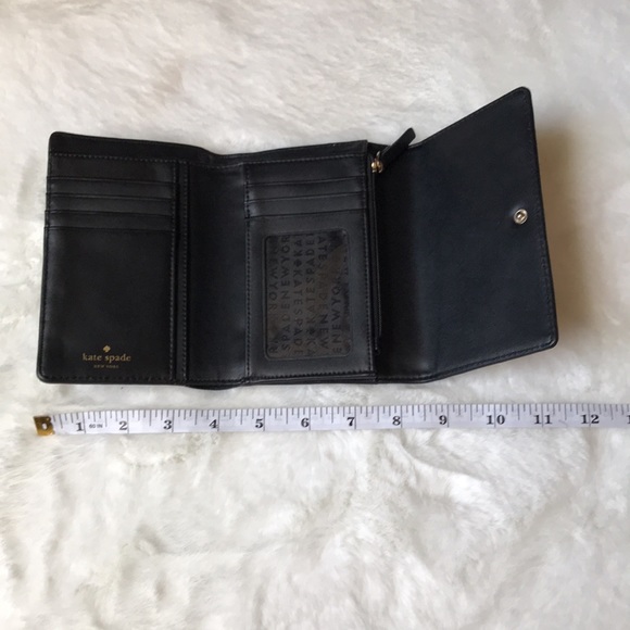 Kate spade trifold wallet - Picture 10 of 10